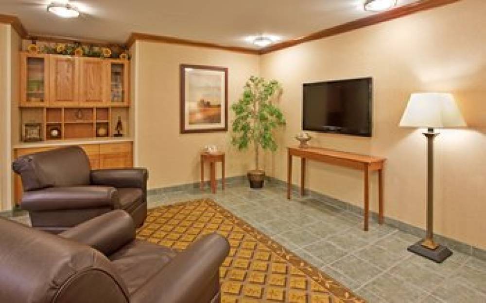 Candlewood Suites Junction City/Ft. Riley