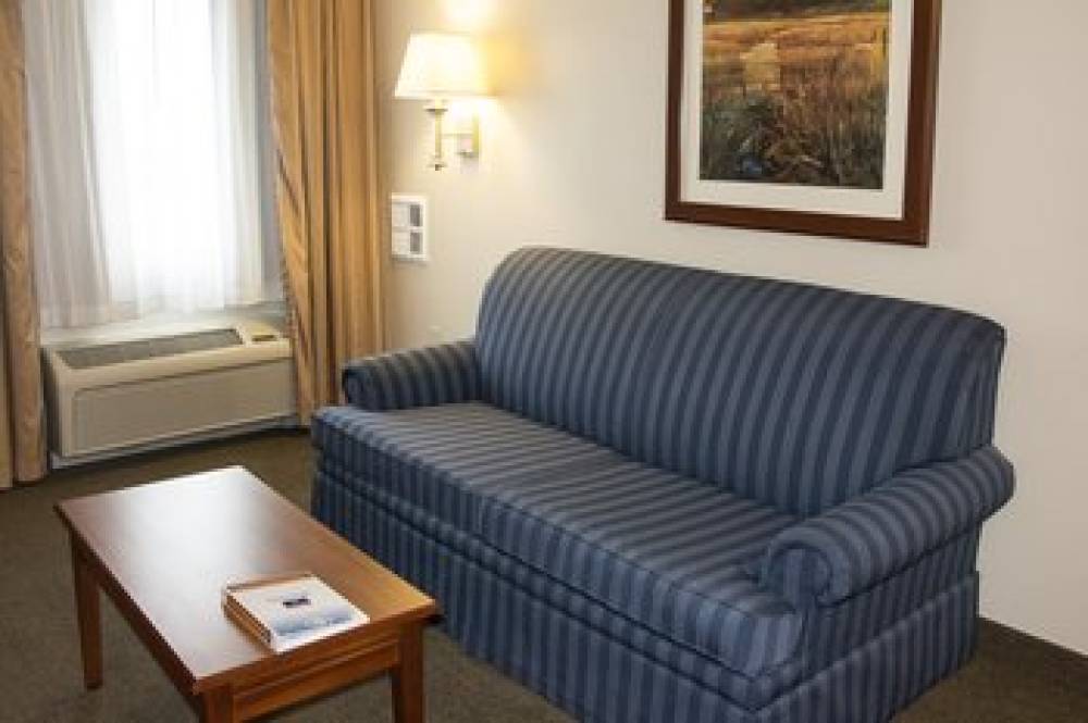 Candlewood Suites KALAMAZOO 3