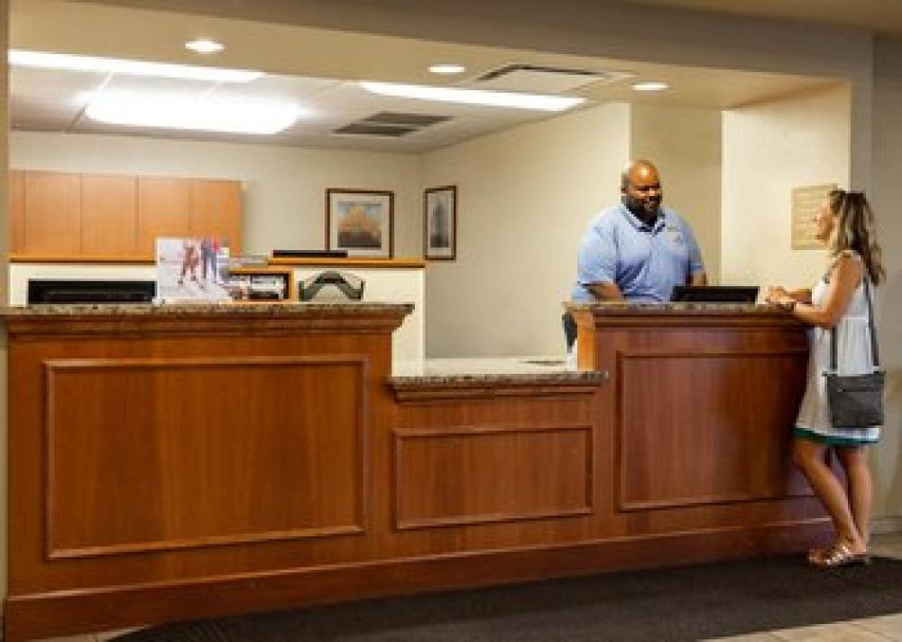 Candlewood Suites La Crosse