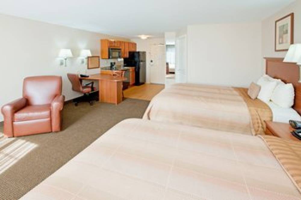 Candlewood Suites LAFAYETTE 2