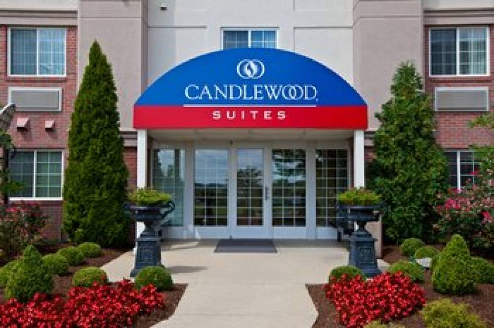 Candlewood Suites LOUISVILLE AIRPORT 8