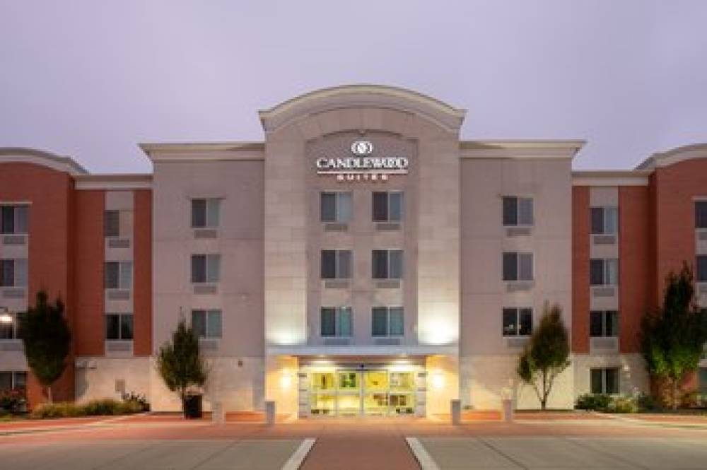 Candlewood Suites MANHATTAN  1