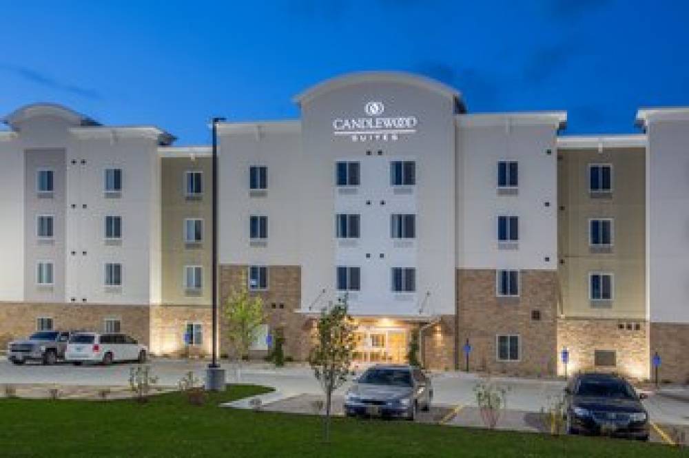 CANDLEWOOD SUITES MILLARD AREA 1