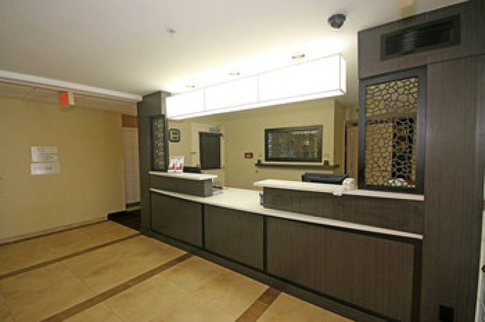 Candlewood Suites NEWPORT NEWS/YORKTOWN 3