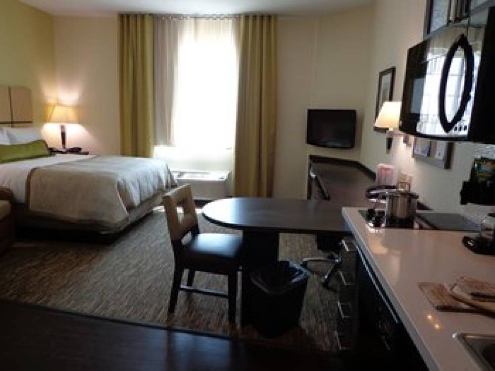 Candlewood Suites ODESSA 6