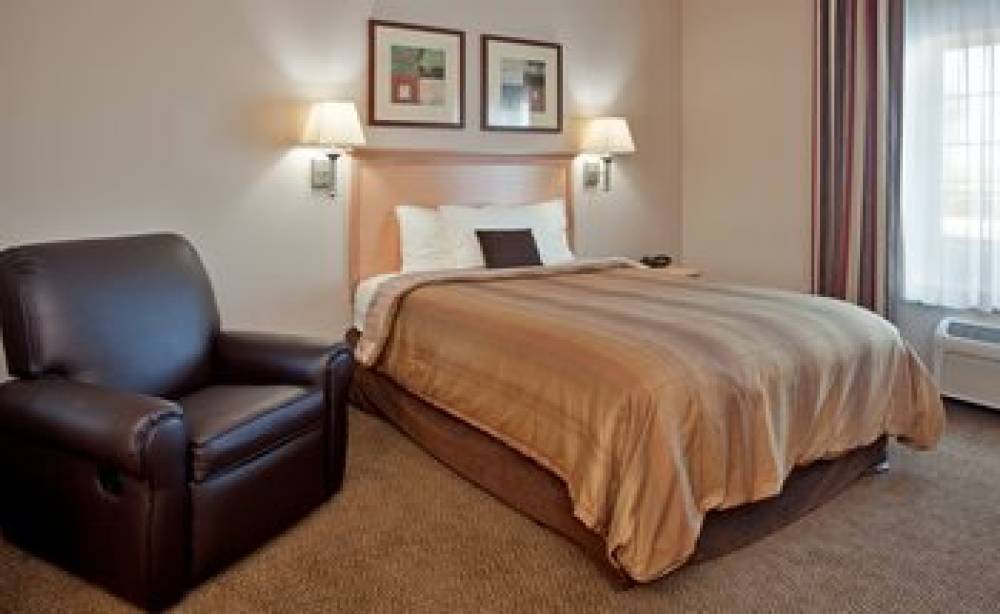 Candlewood Suites OLATHE - KANSAS CITY AREA 3