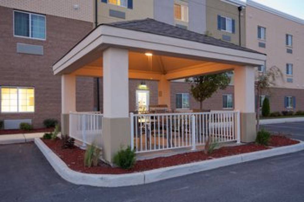 Candlewood Suites PERRYSBURG 3