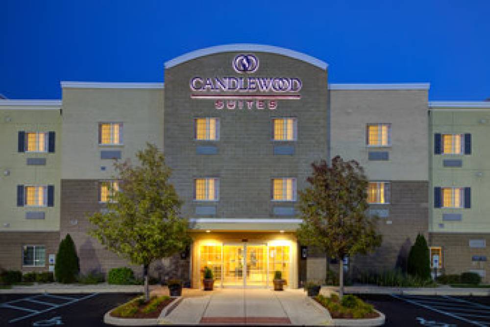 Candlewood Suites PERRYSBURG 1