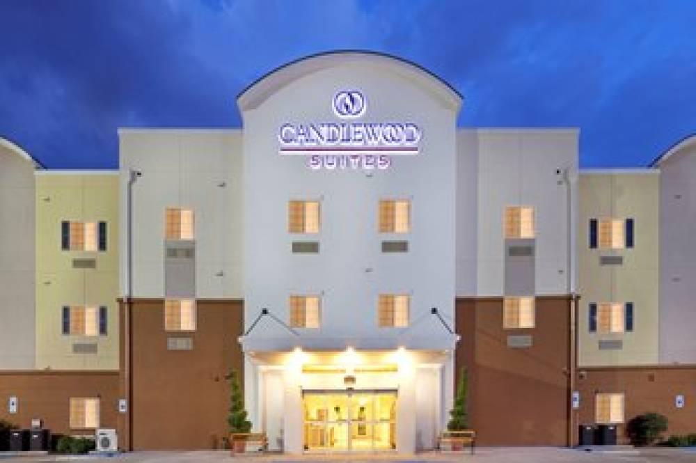 Candlewood Suites PLANO NORTH 1