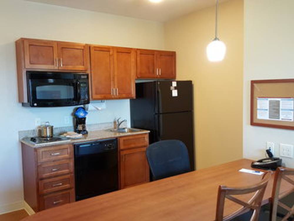 Candlewood Suites PORTLAND-AIRPORT 6