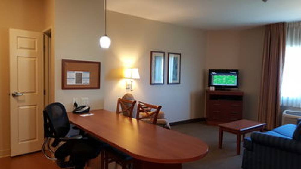 Candlewood Suites PORTLAND-AIRPORT 4