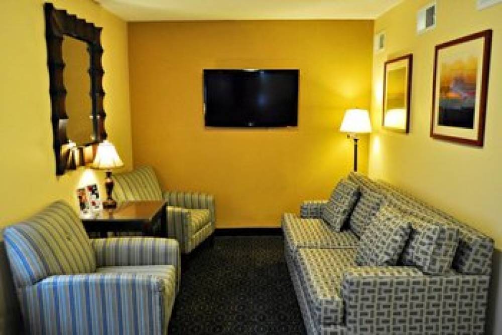 Candlewood Suites RALEIGH CRABTREE 6