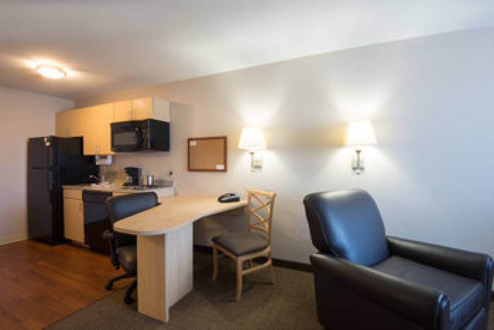 Candlewood Suites SHERIDAN 3