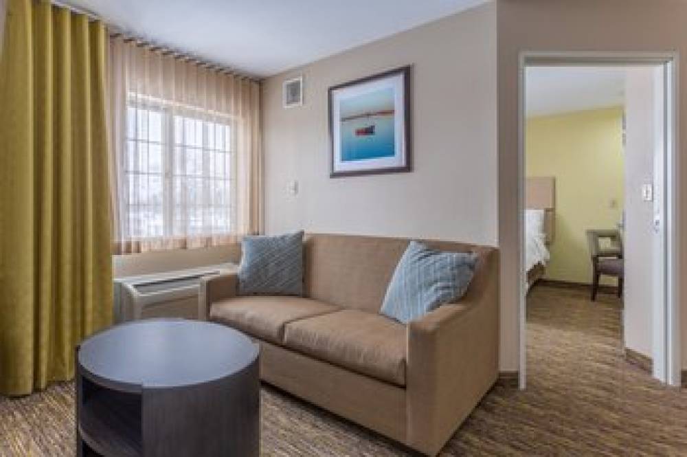 Candlewood Suites SOUTH BEND AIRPORT 8