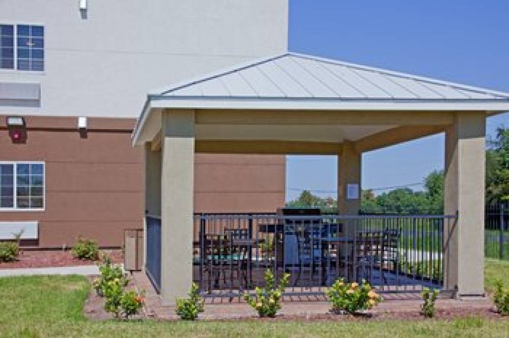 Candlewood Suites TEXAS CITY 8