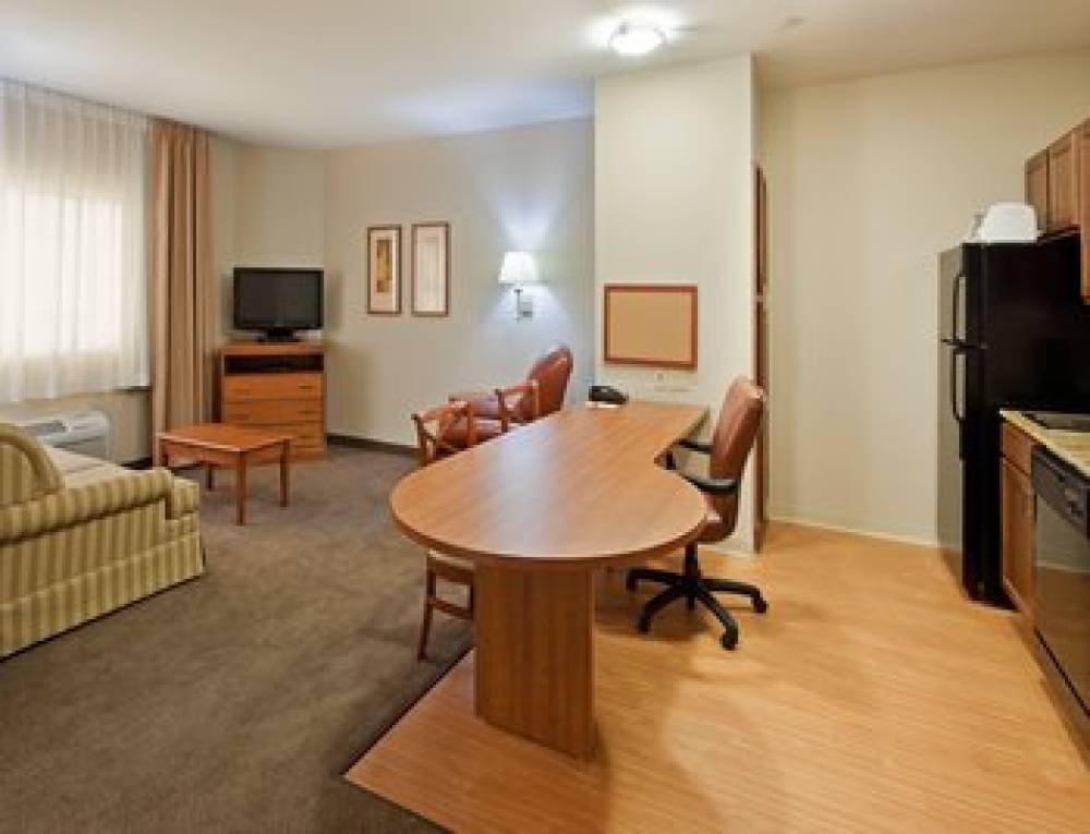 Candlewood Suites TURLOCK 4