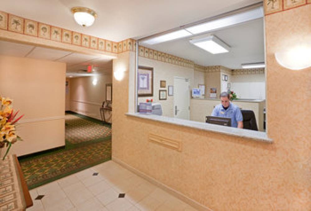 Candlewood Suites TYLER 2