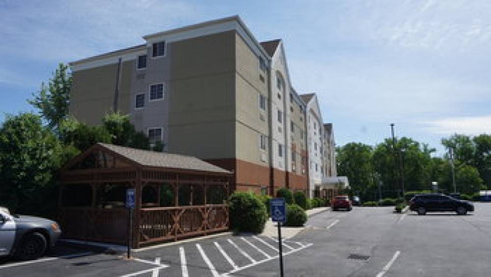 Candlewood Suites West Springfield