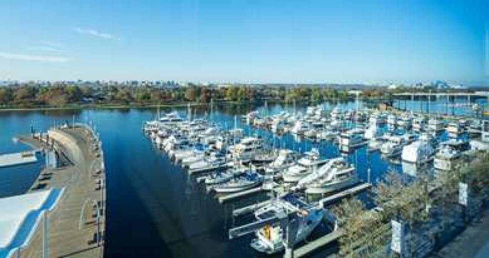 CANOPY BY HILTON WASH DC THE WHARF 2