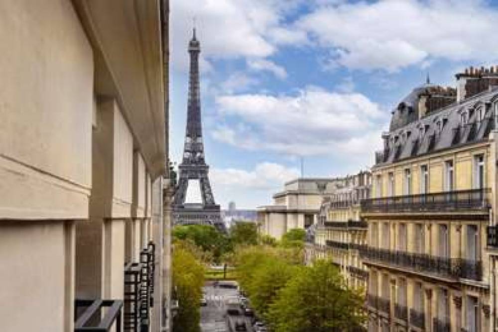 CANOPY HILTON PARIS TROCADERO 2