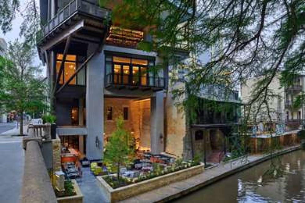 CANOPY HILTON SAN ANTONIO RIVERWALK 9