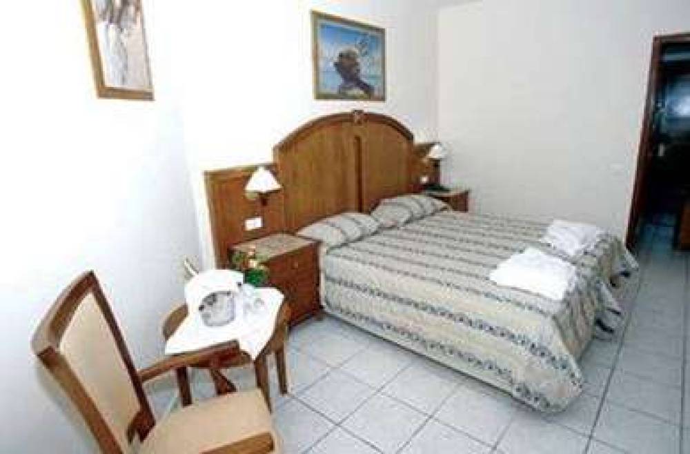 CARAVEL HOTEL ZANTE 4