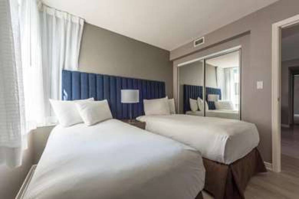 Carmana Hotel And Suites 8