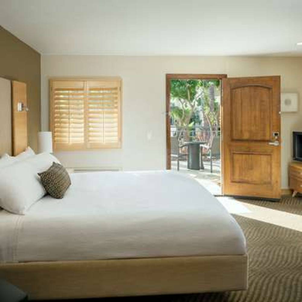 CATALINA CANYON INN 9