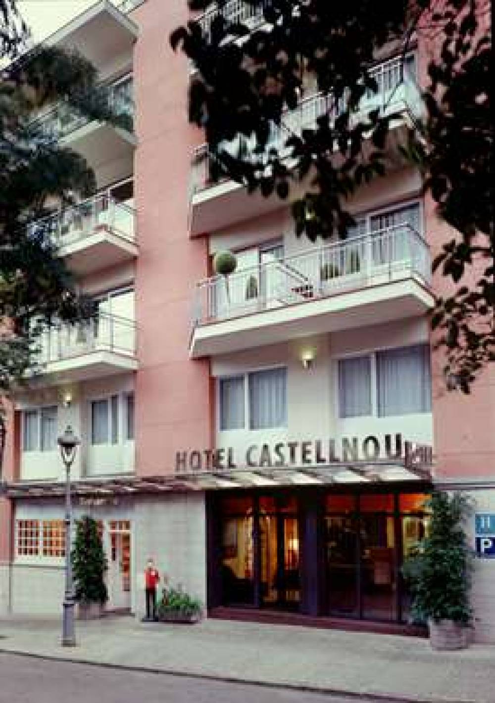 Catalonia Castellnou Hotel