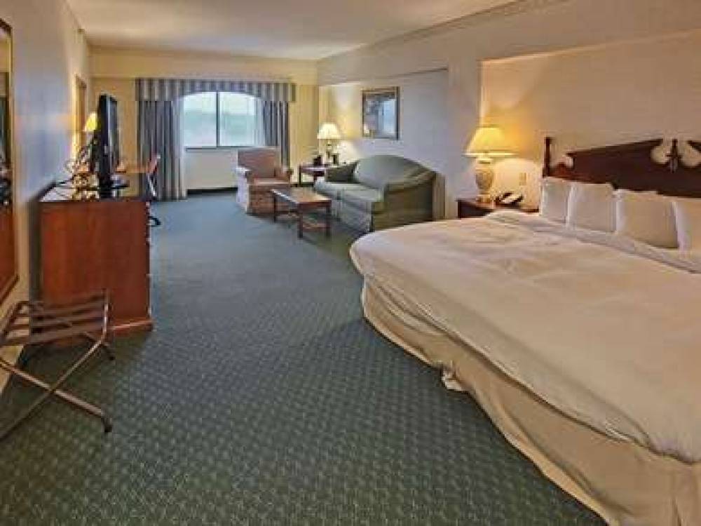 Cedar Rapids Marriott 8