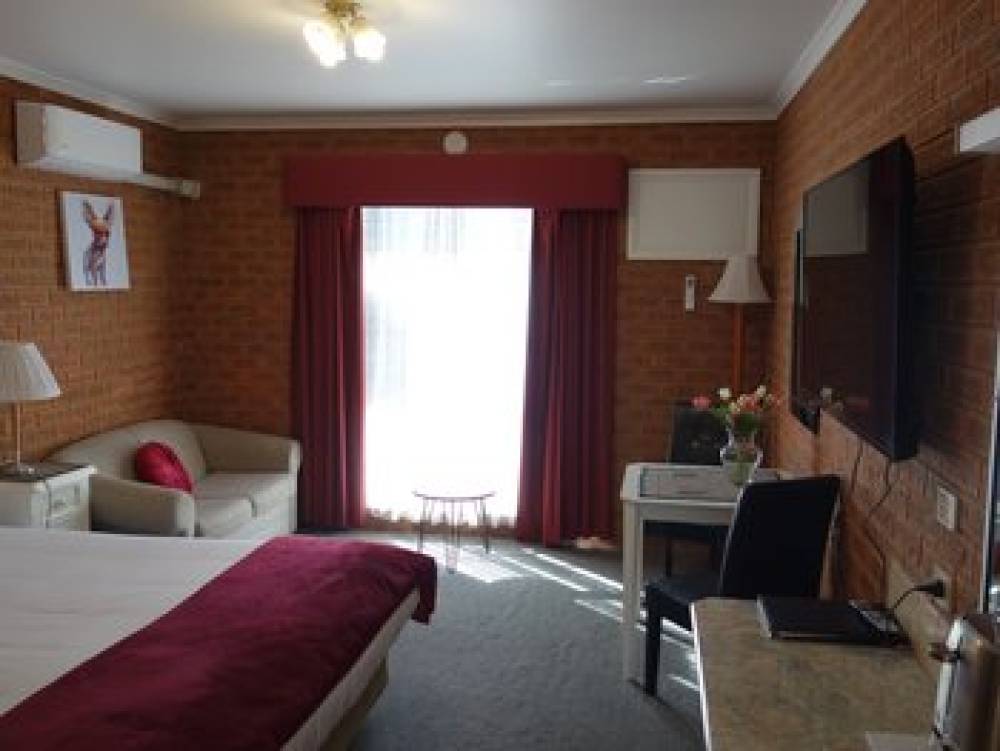 CENTRAL YARRAWONGA MOTOR INN 4