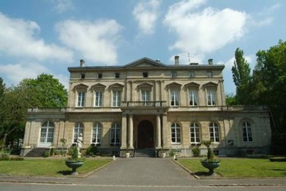 Chateau De La Motte Fenelon