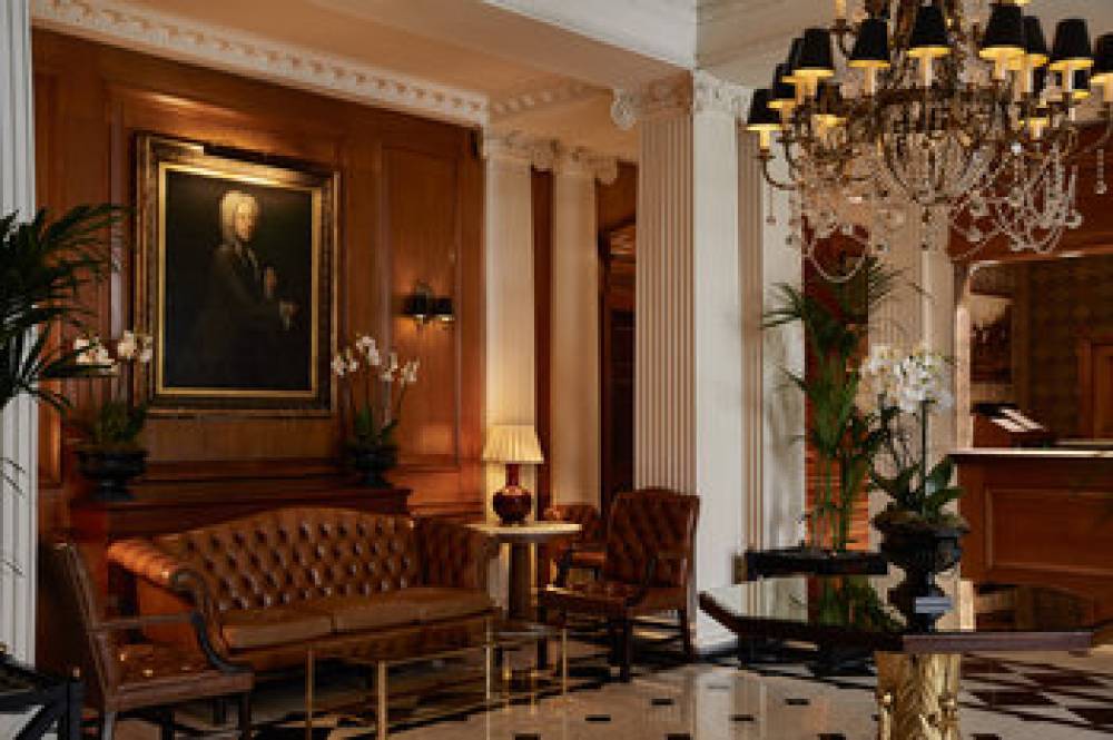 CHESTERFIELD MAYFAIR 5