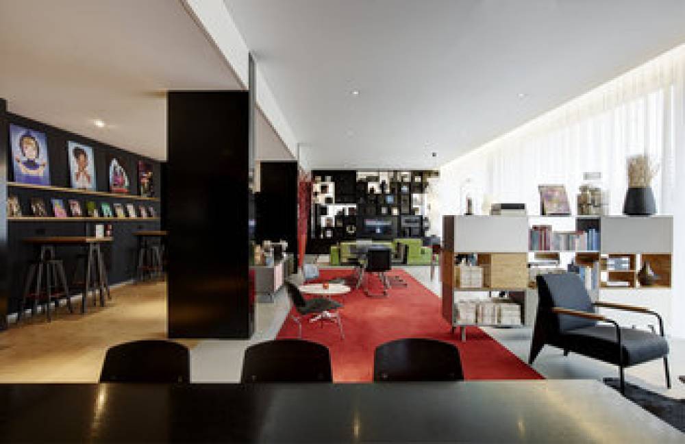 CITIZENM SCHIPHOL AIRPORT 7