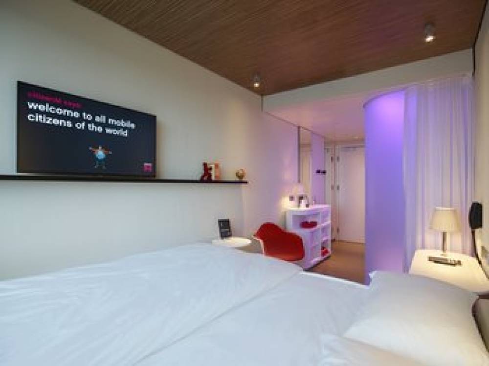 CITIZENM SCHIPHOL AIRPORT 8