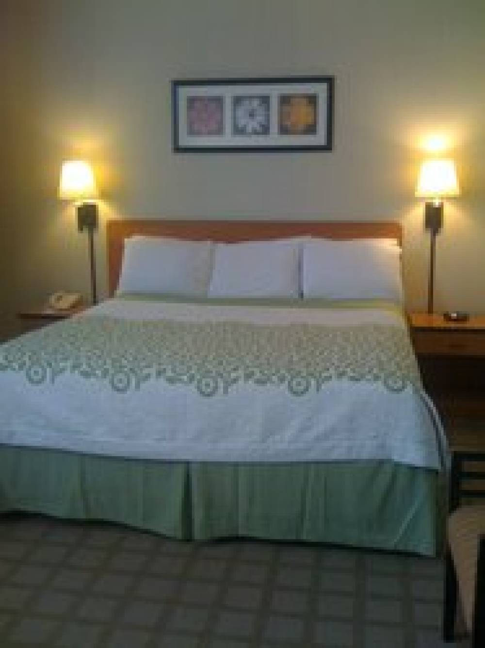 CITY CENTER INN AND SUITES 2