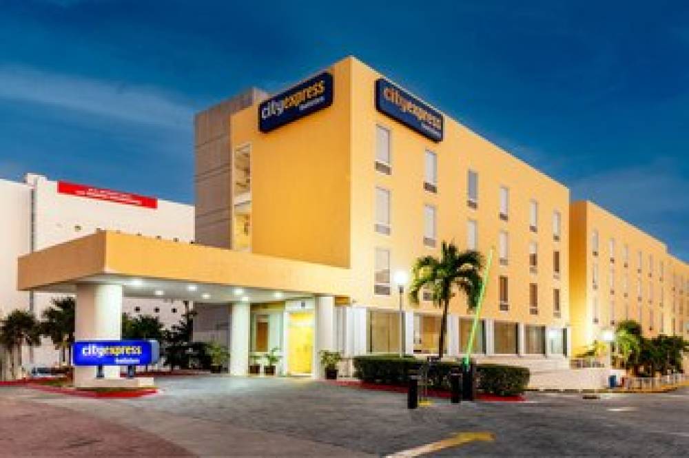 City Express By Marriott Cancun 2