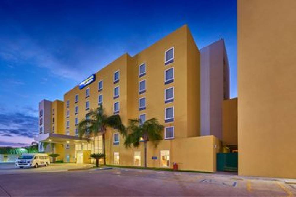 City Express By Marriott Mazatlan 3