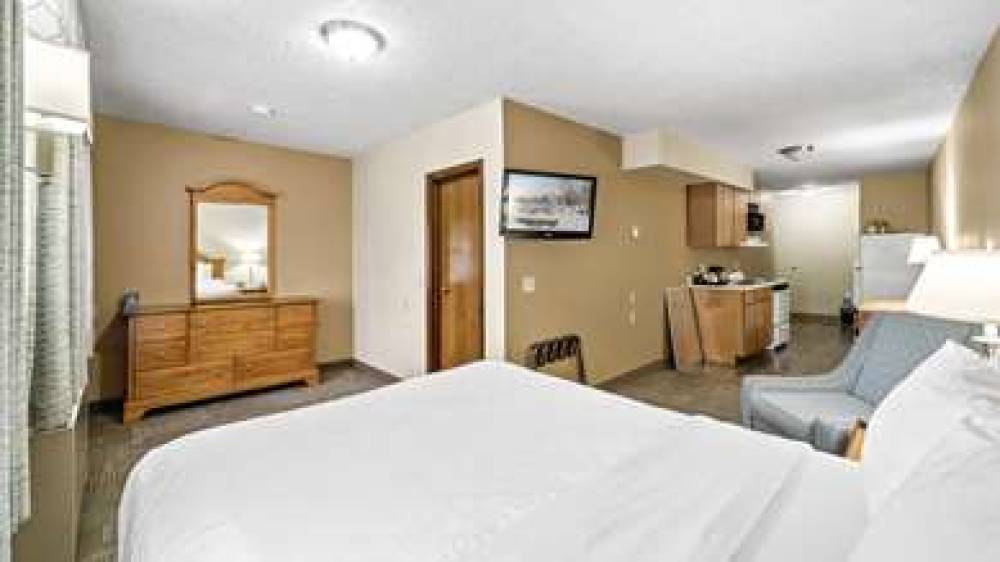 CLARION HOTEL AND SUITES FAIRBANKS 9