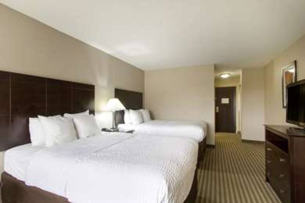 Clarion Hotel Beachwood-Cleveland 8