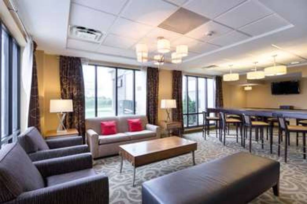 Clarion Hotel Beachwood-Cleveland 6