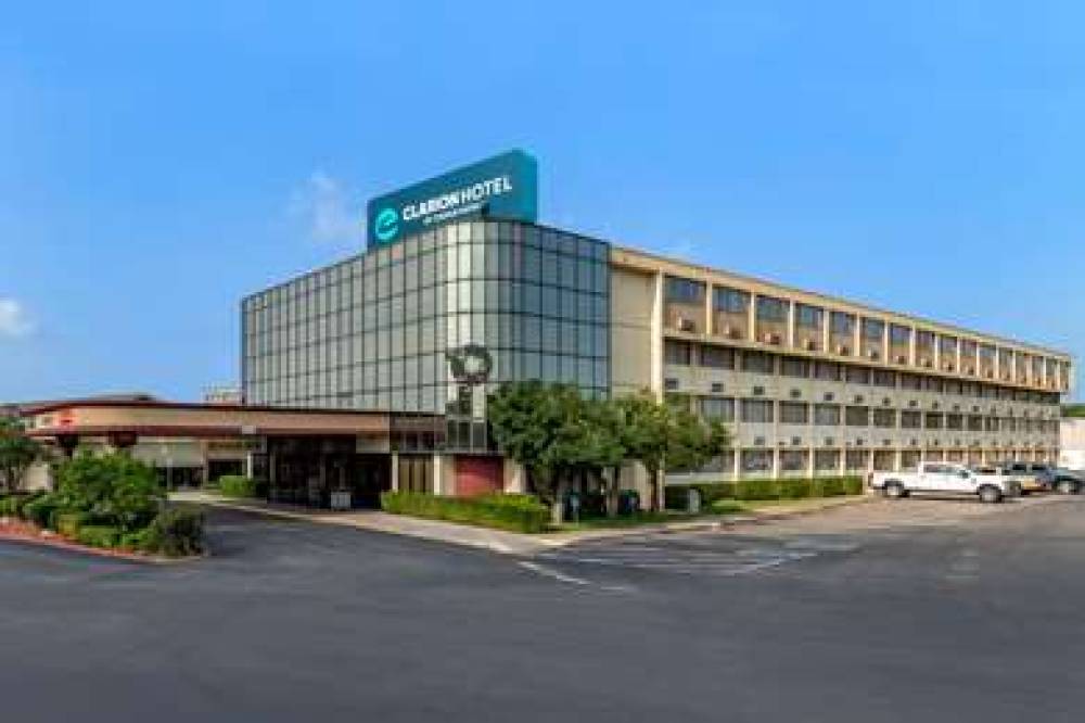 Clarion Hotel Broken Arrow Tulsa