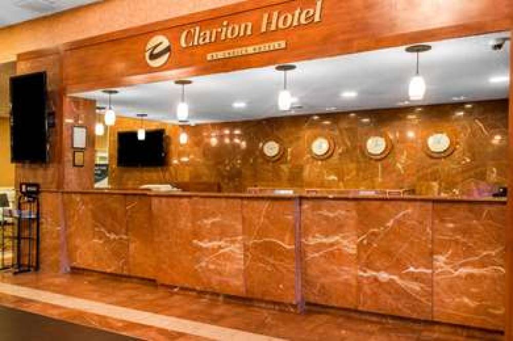 Clarion Hotel Philadelphia International Airport 5