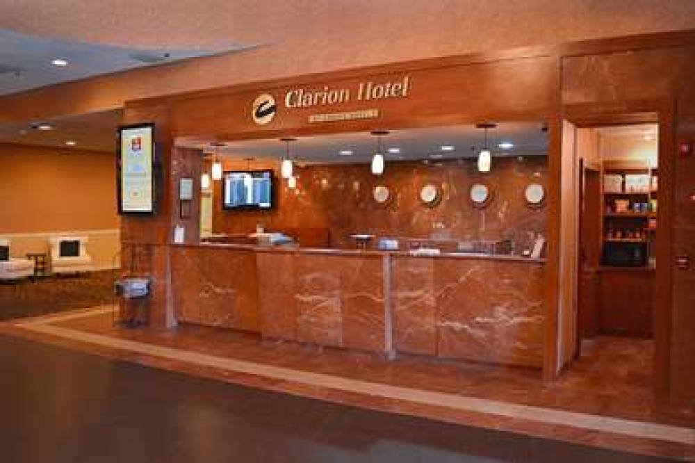 Clarion Hotel Philadelphia International Airport 7