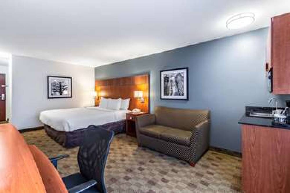 Clarion Hotel Portland International Airport 10