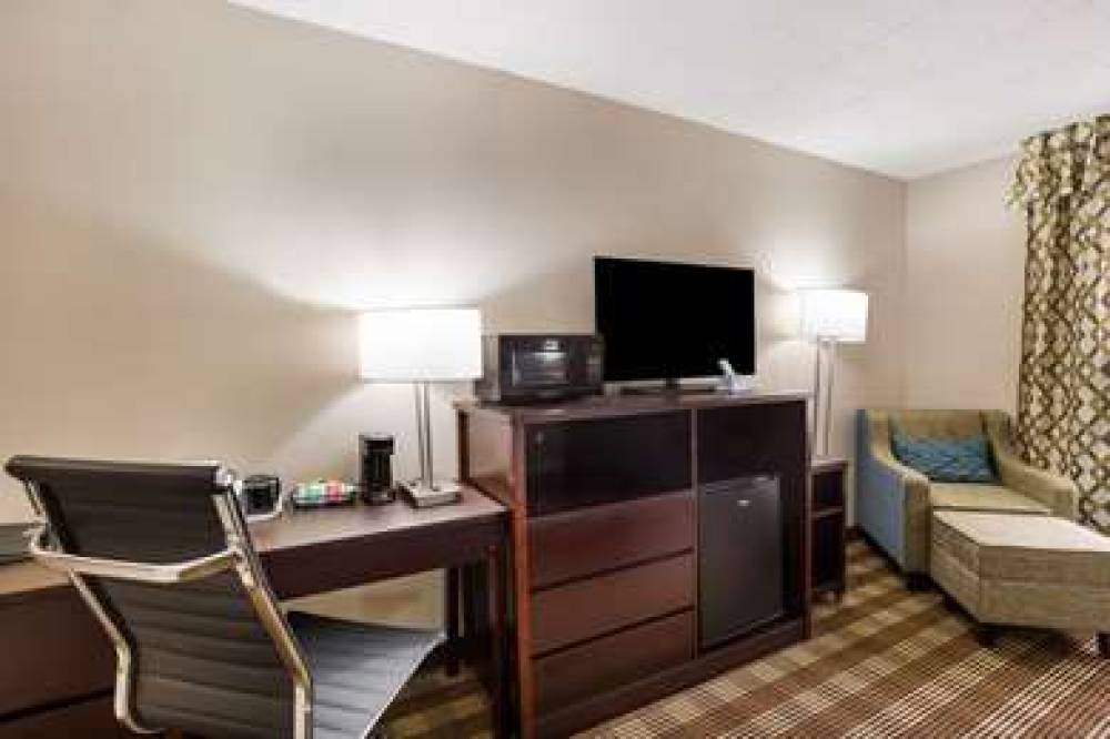 CLARION INN AND SUITES 9