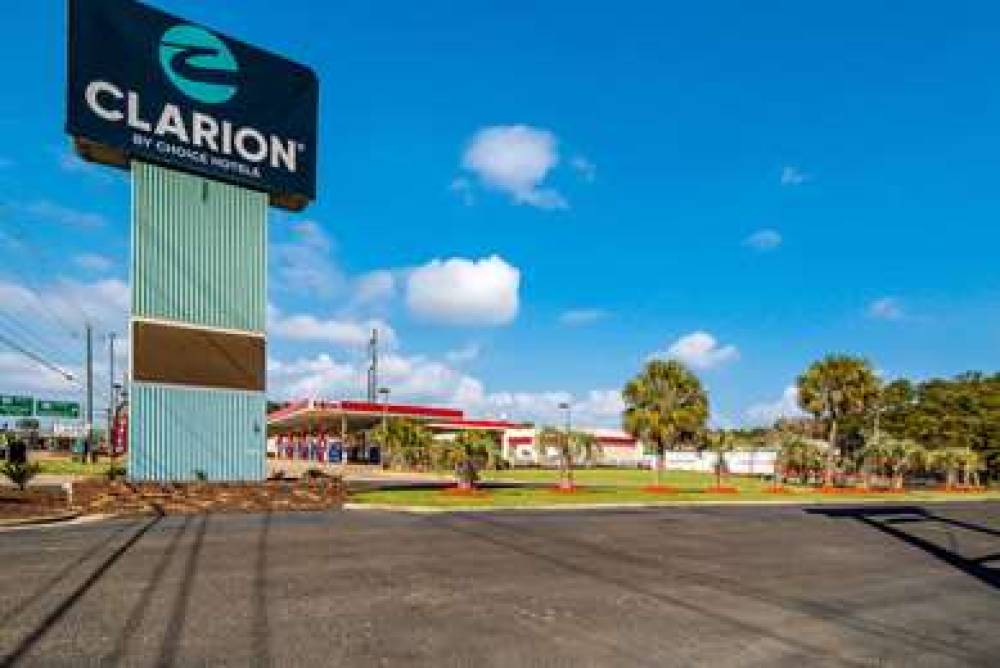 CLARION INN AND SUITES FLORENCE 2