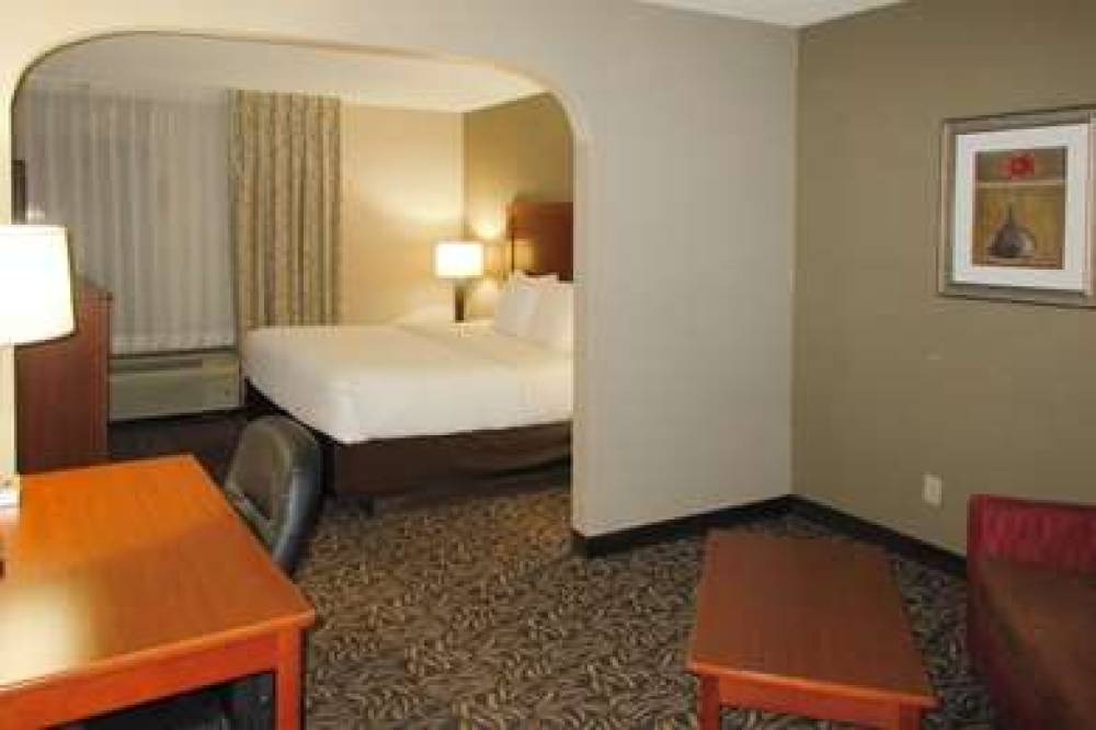 CLARION INN AND SUITES - UNIVERSITY 6