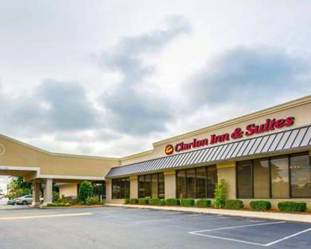 Clarion Inn & Suites Dothan South 1