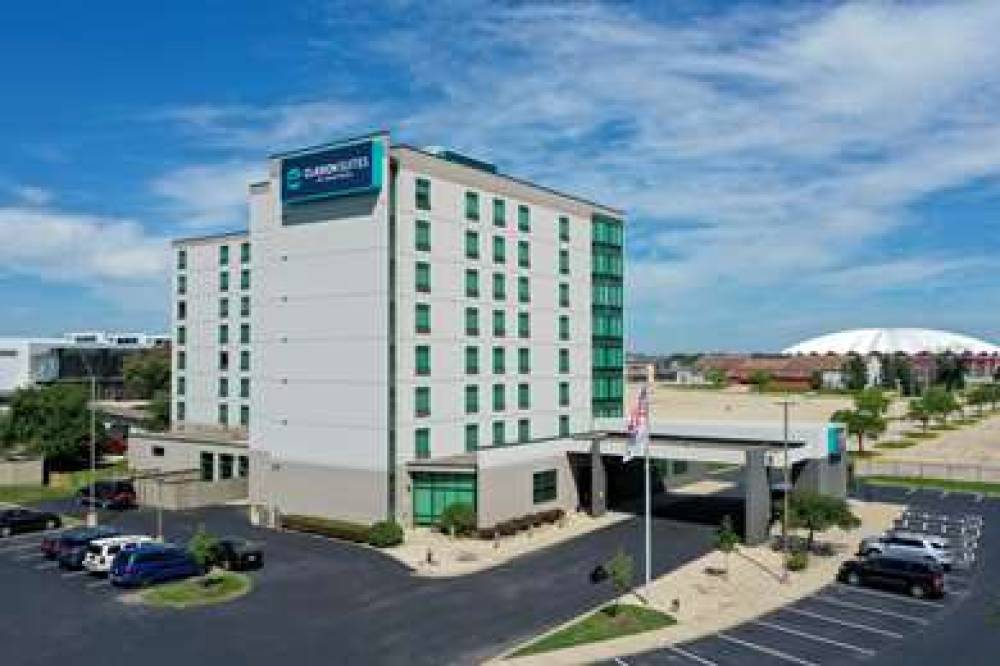 Clarion Suites At The Alliant Energy Center 4